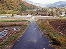 白川郷の坂道