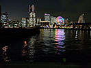 観覧車イルミと海の横浜夜景