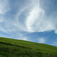 巻雲と丘